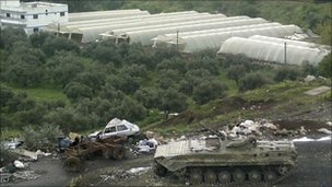Xe tăng của Syria đã phong tỏa thị trấn duyên hải Banias.
